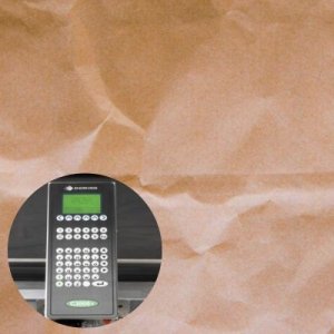 Codificadora e impresora para sacos de papel kraft